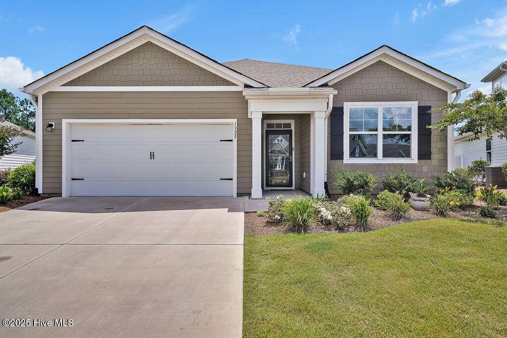 1325 Clendon CIR, Leland, NC 28451