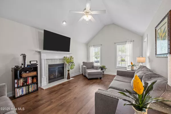 Winterville, NC 28590,452 Primrose LN