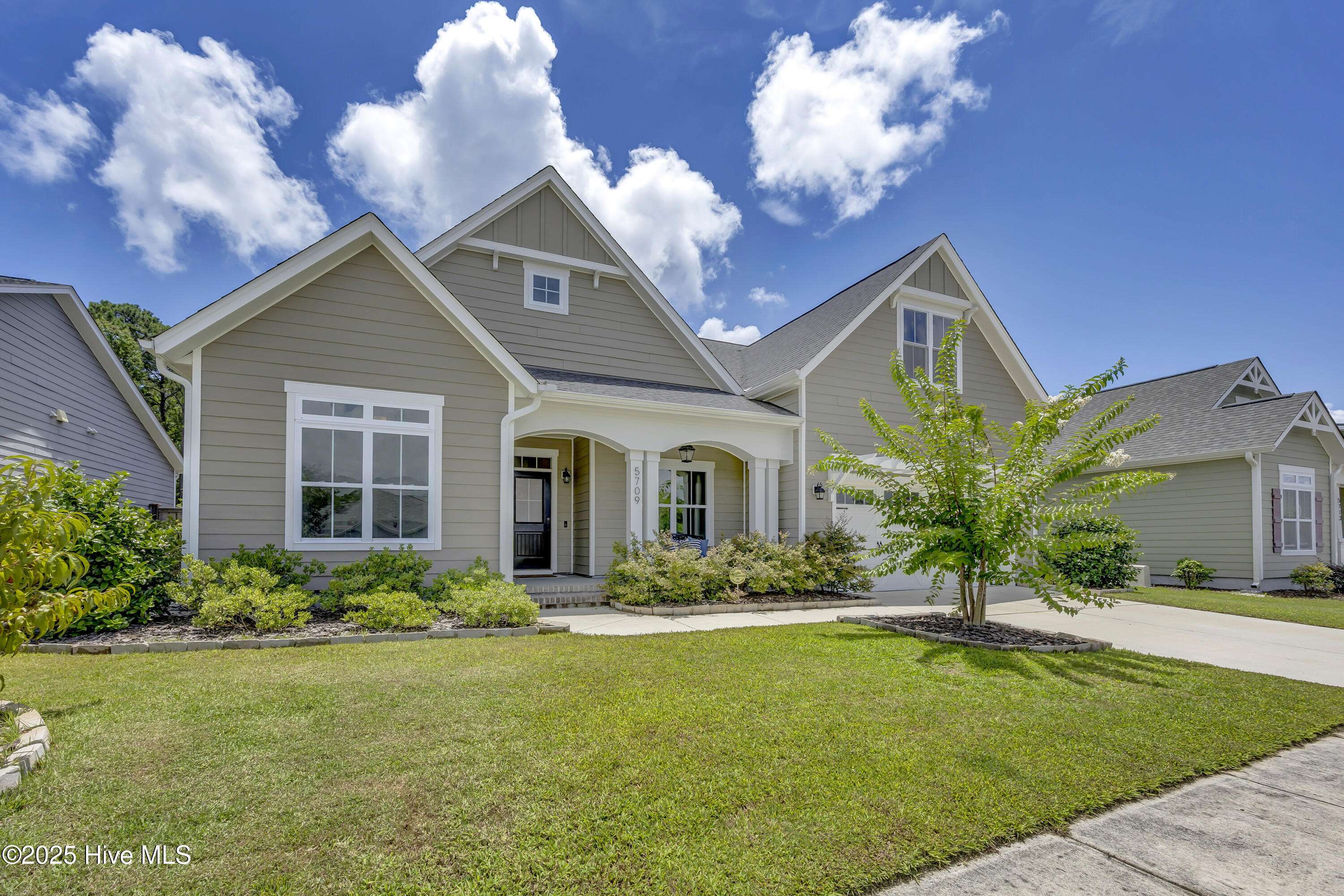 5709 Brown Pelican LN, Wilmington, NC 28409