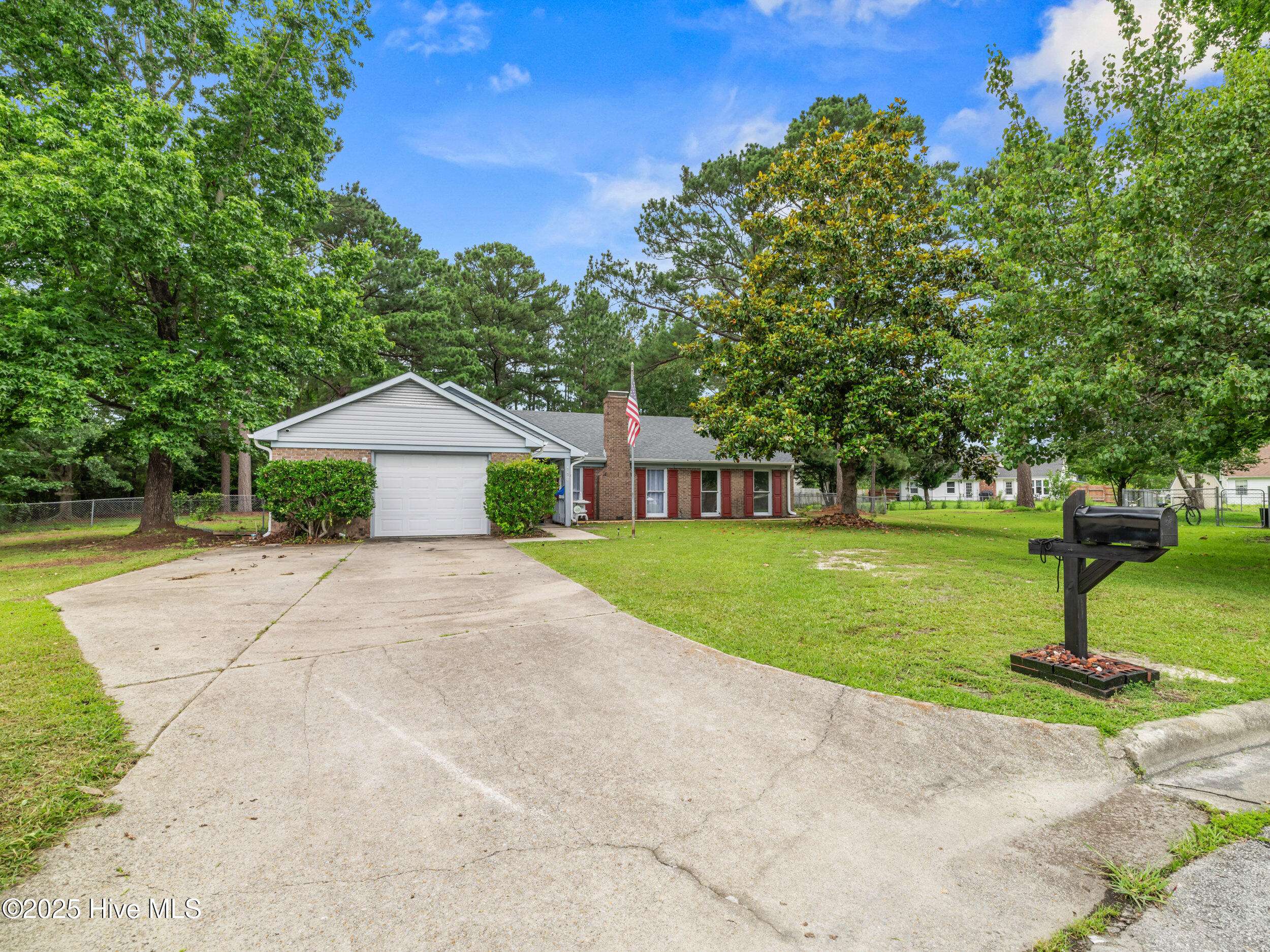 Jacksonville, NC 28546,112 Old Post CT