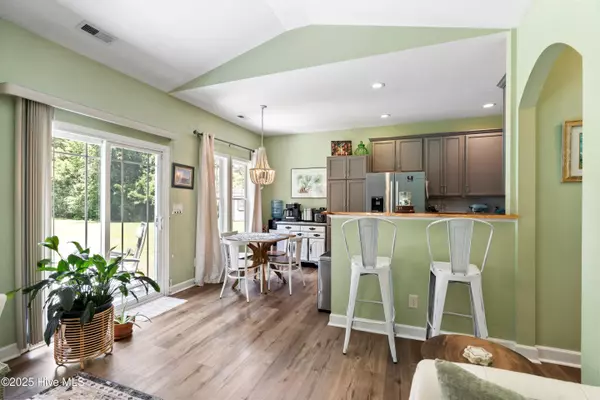 Sneads Ferry, NC 28460,112 S Stone DR