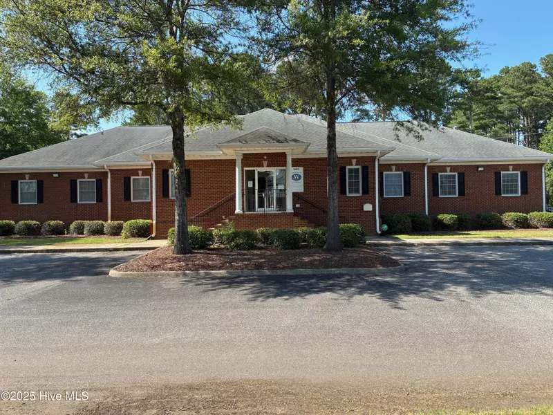 1880 W City DR #Suites A&B, Elizabeth Cty, NC 27909