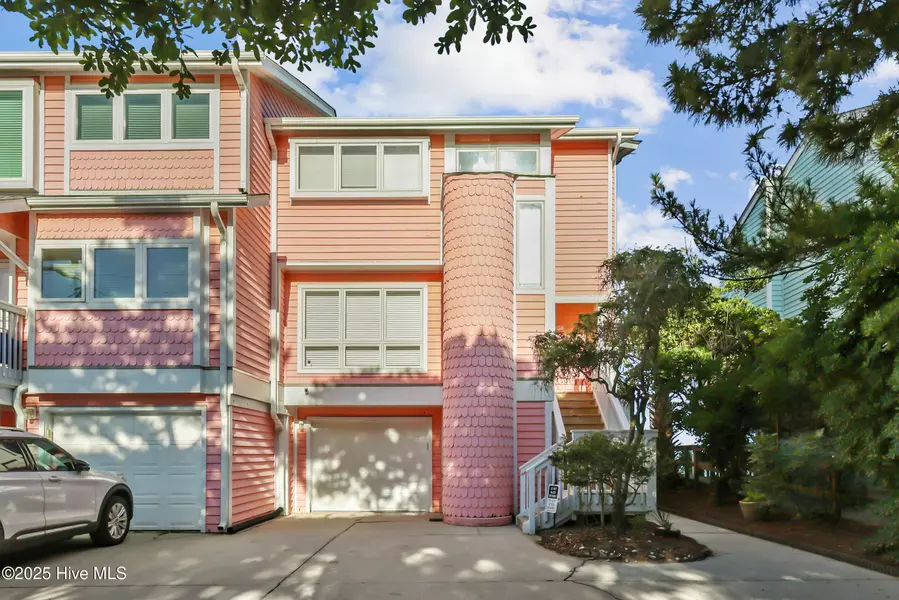 1904 Sand Dollar CT, Kure Beach, NC 28449