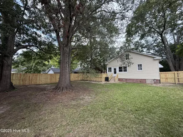 Washington, NC 27889,604 E 8th ST