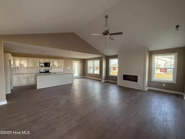 Smithfield, NC 27577,28 Hagood ST