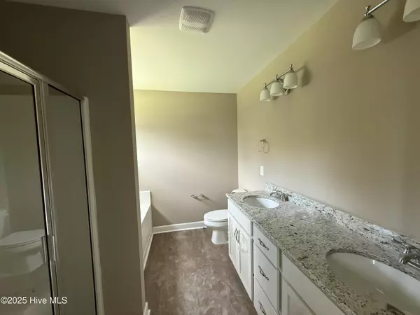 Smithfield, NC 27577,28 Hagood ST