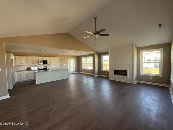 Smithfield, NC 27577,28 Hagood ST