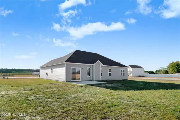 Pikeville, NC 27863,100 Nova PL