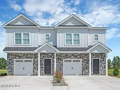 2105 N Kali LN #B, Greenville, NC 27834