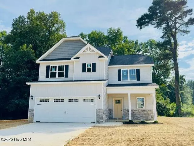Pikeville, NC 27863,105 Baileys PL