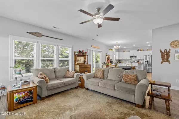 Beaufort, NC 28516,919 Eastman Creek DR