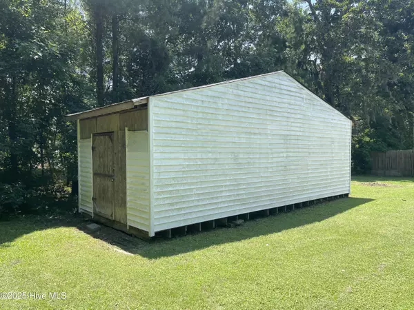 Hertford, NC 27944,1048 Snug Harbor RD