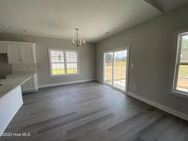 Pikeville, NC 27863,102 Nova PL