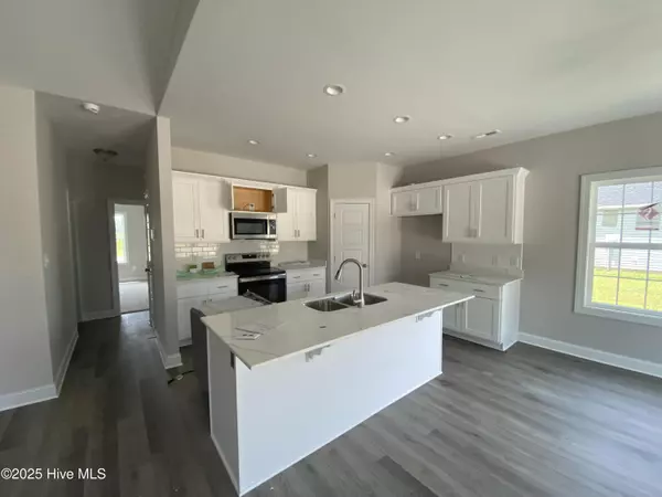 Pikeville, NC 27863,102 Nova PL