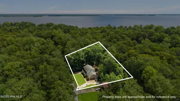 New Bern, NC 28560,103 Little Rossie RD