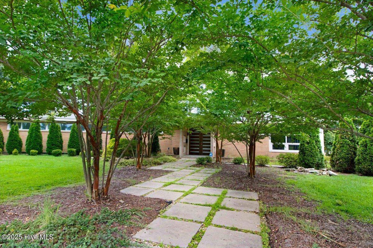 Kinston, NC 28501,1201 Sutton DR