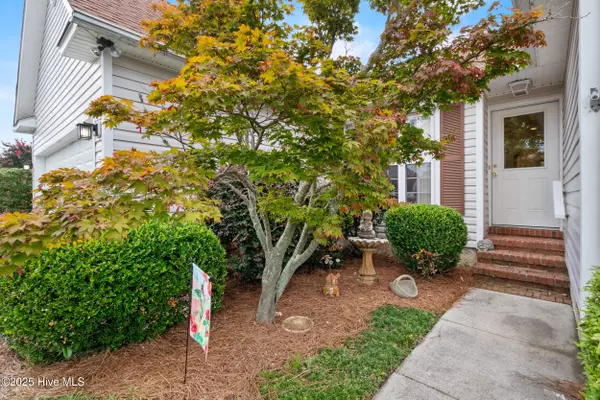 Carolina Beach, NC 28428,403 Bay CT