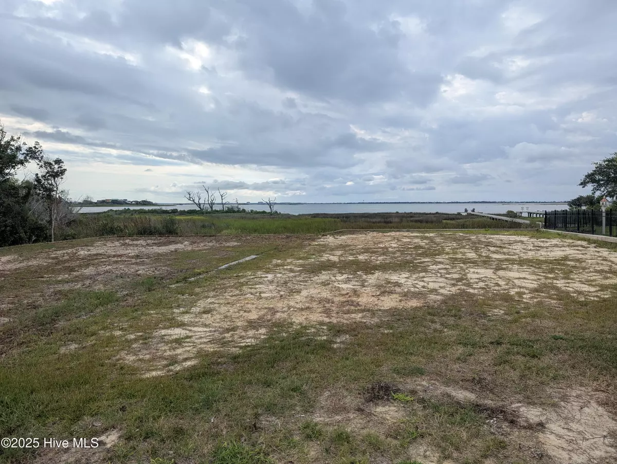 Newport, NC 28570,703 Cannonsgate DR