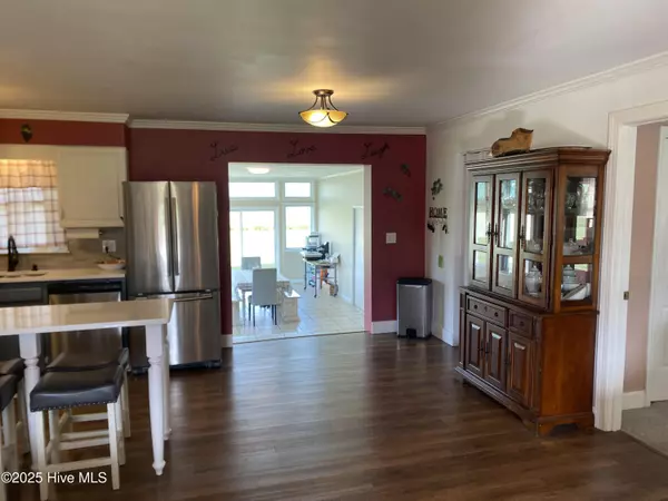 La Grange, NC 28551,328 S Beston RD