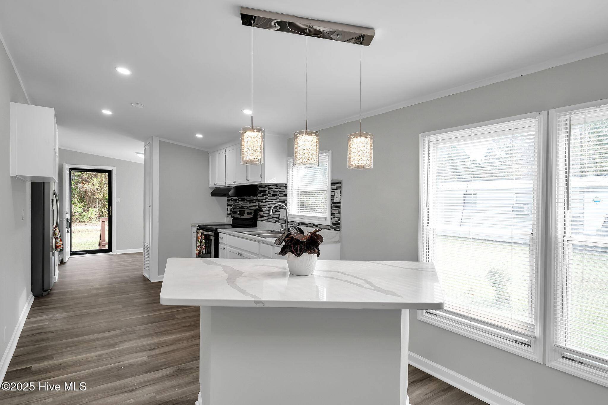 Maple Hill, NC 28454,958 Walter Holmes RD