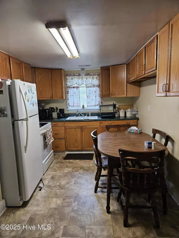 Dudley, NC 28333,119 Love DR