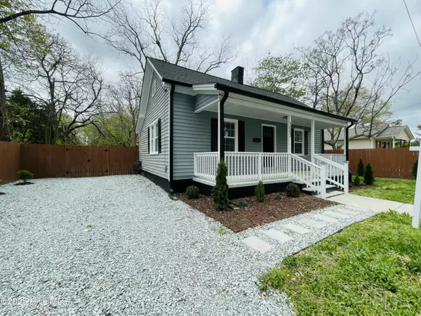 Selma, NC 27576,1003 W Anderson ST