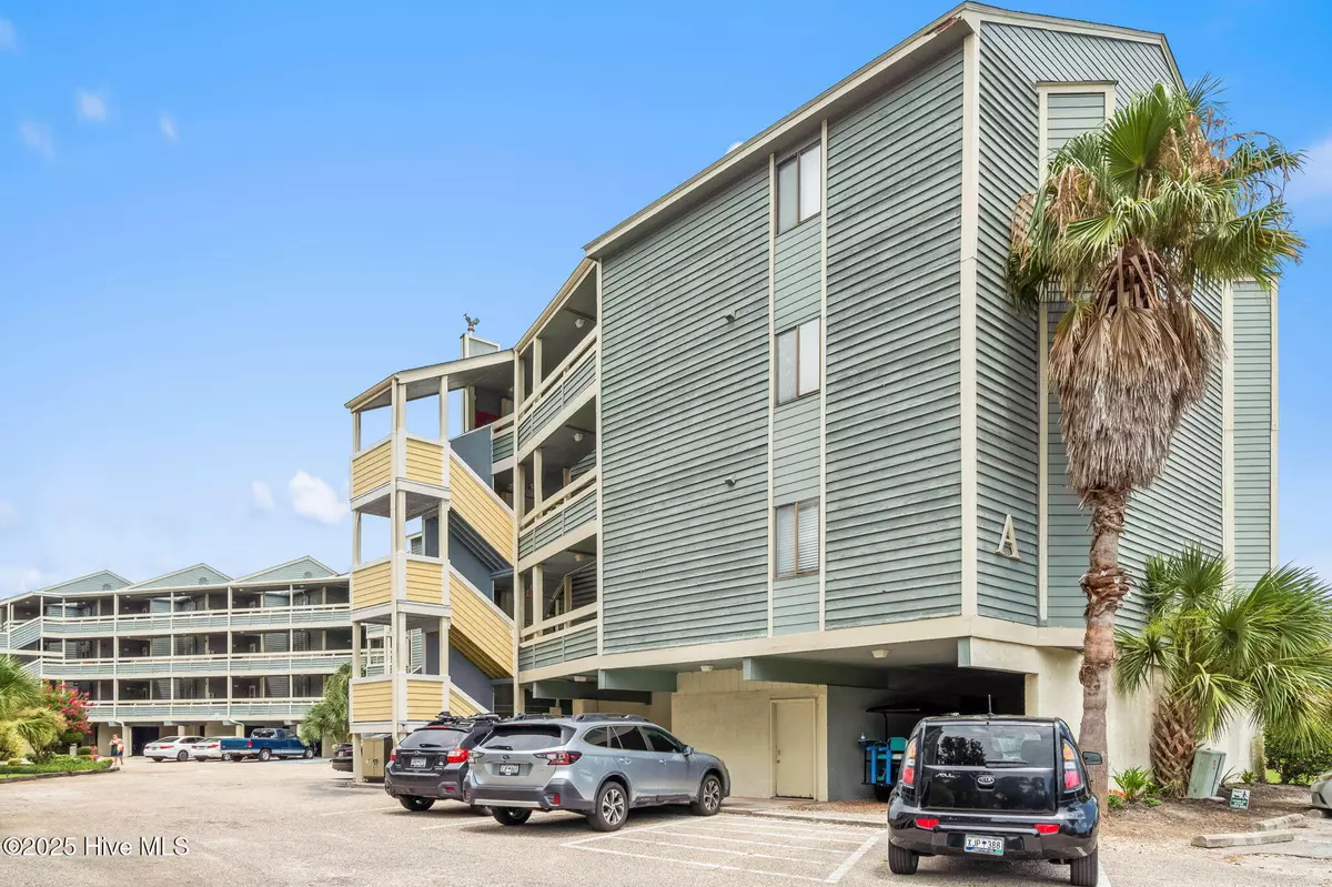 North Myrtle Beach, SC 29582,1101 Possum Trot RD ## 301