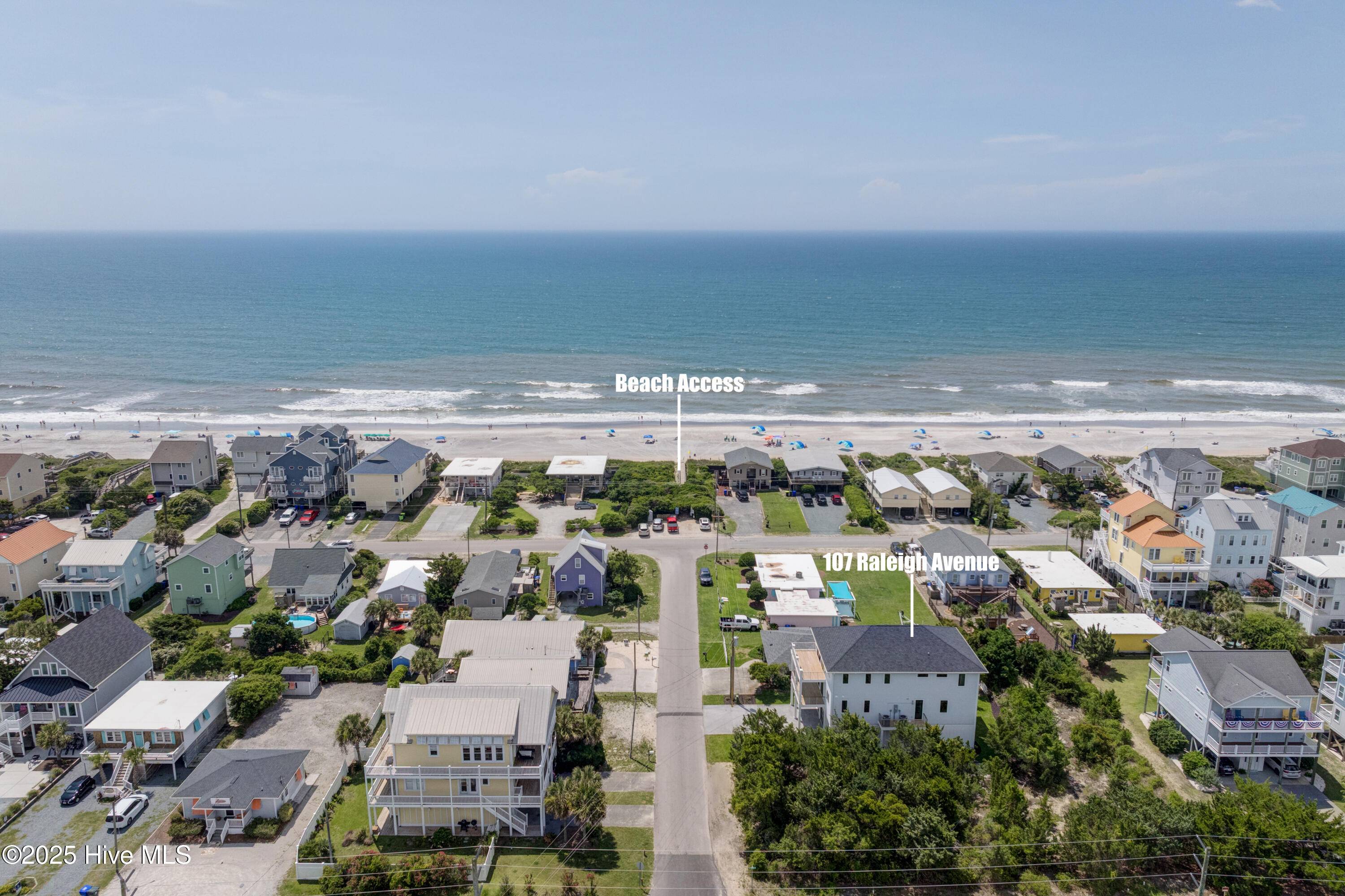 Surf City, NC 28445,107 Raleigh AVE