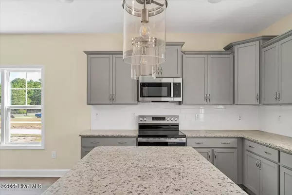 Aberdeen, NC 28315,1677 Reservation RD