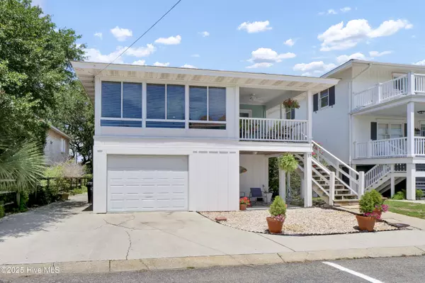 Wrightsville Beach, NC 28480,28 W Oxford ST