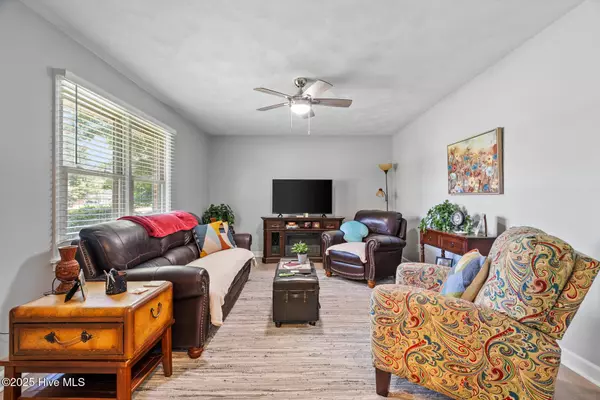 Elizabeth City, NC 27909,1613 Ulster DR