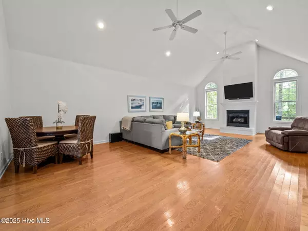 Emerald Isle, NC 28594,9706 Ashley PL