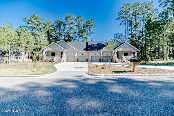 Pinehurst, NC 28374,81 Lamplighter Village DR