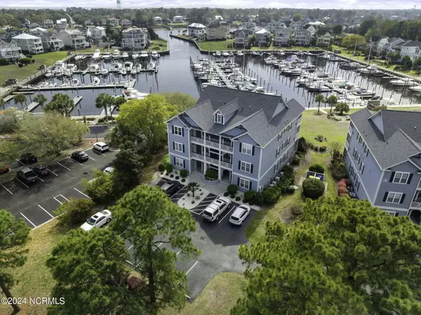 Southport, NC 28461,2555 St James DR #Unit 502