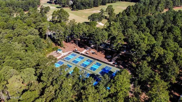 Pinehurst, NC 28374,91 Lamplighter Village DR
