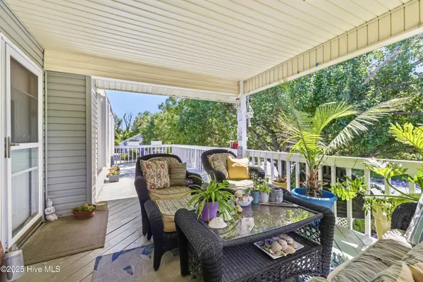 Carolina Beach, NC 28428,914 Oceanward LN