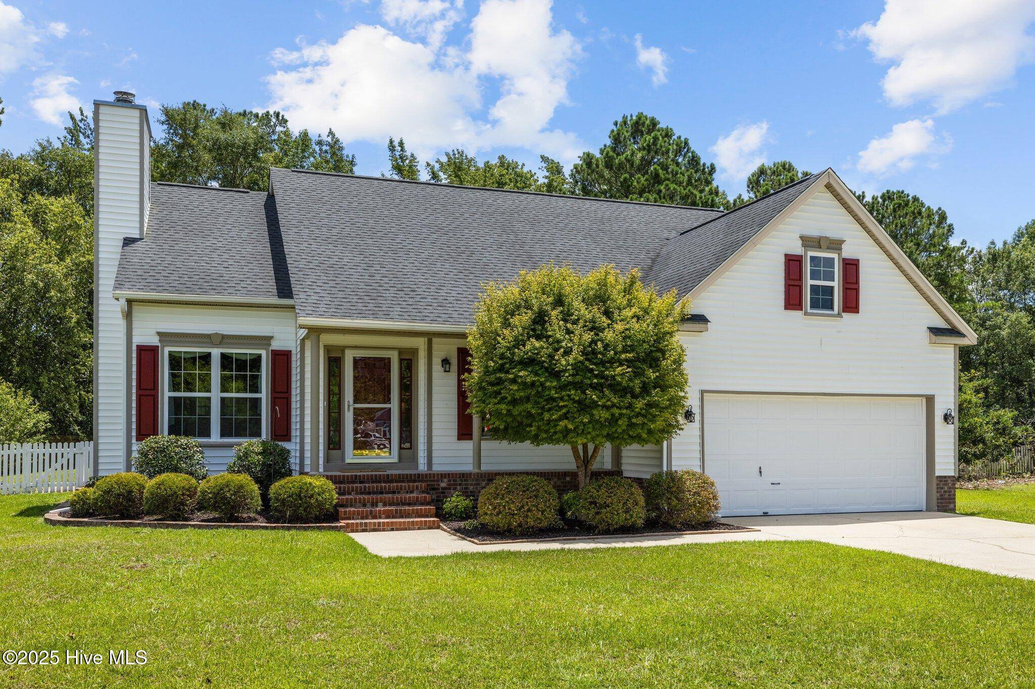 242 Bobbys DR, Newport, NC 28570