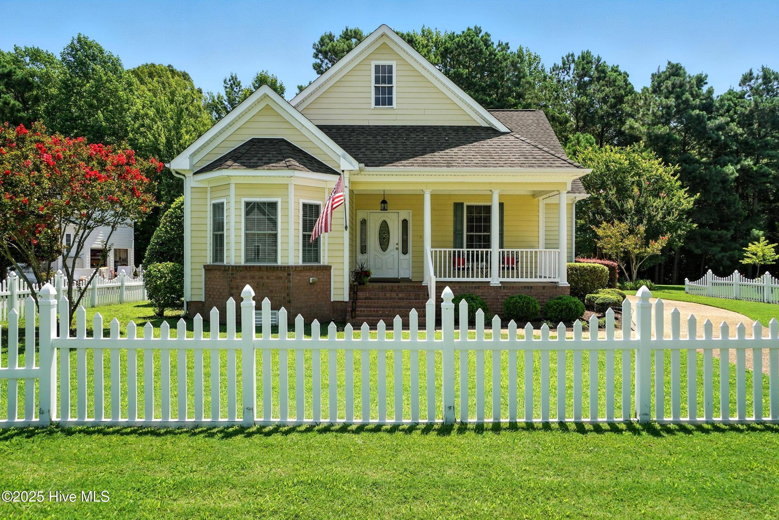 121 Shenandoah River DR, Hertford, NC 27944