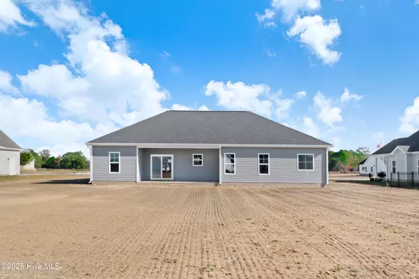 Pikeville, NC 27863,122 Ralph DR