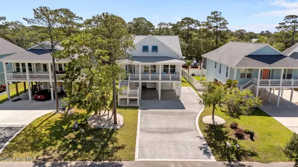 Oak Island, NC 28465,212 NE 37th ST