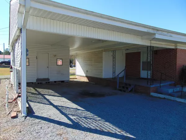 Macclesfield, NC 27852,104 E Edgecombe ST