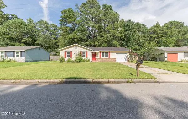 Jacksonville, NC 28540,512 Walnut DR