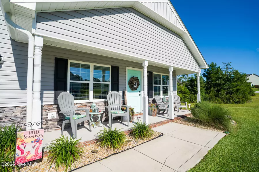 344 White Dove DR, Hubert, NC 28539