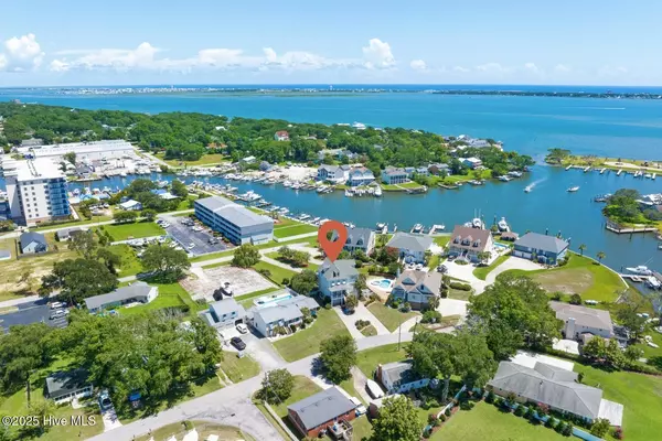 111 Riverside AVE, Morehead City, NC 28557