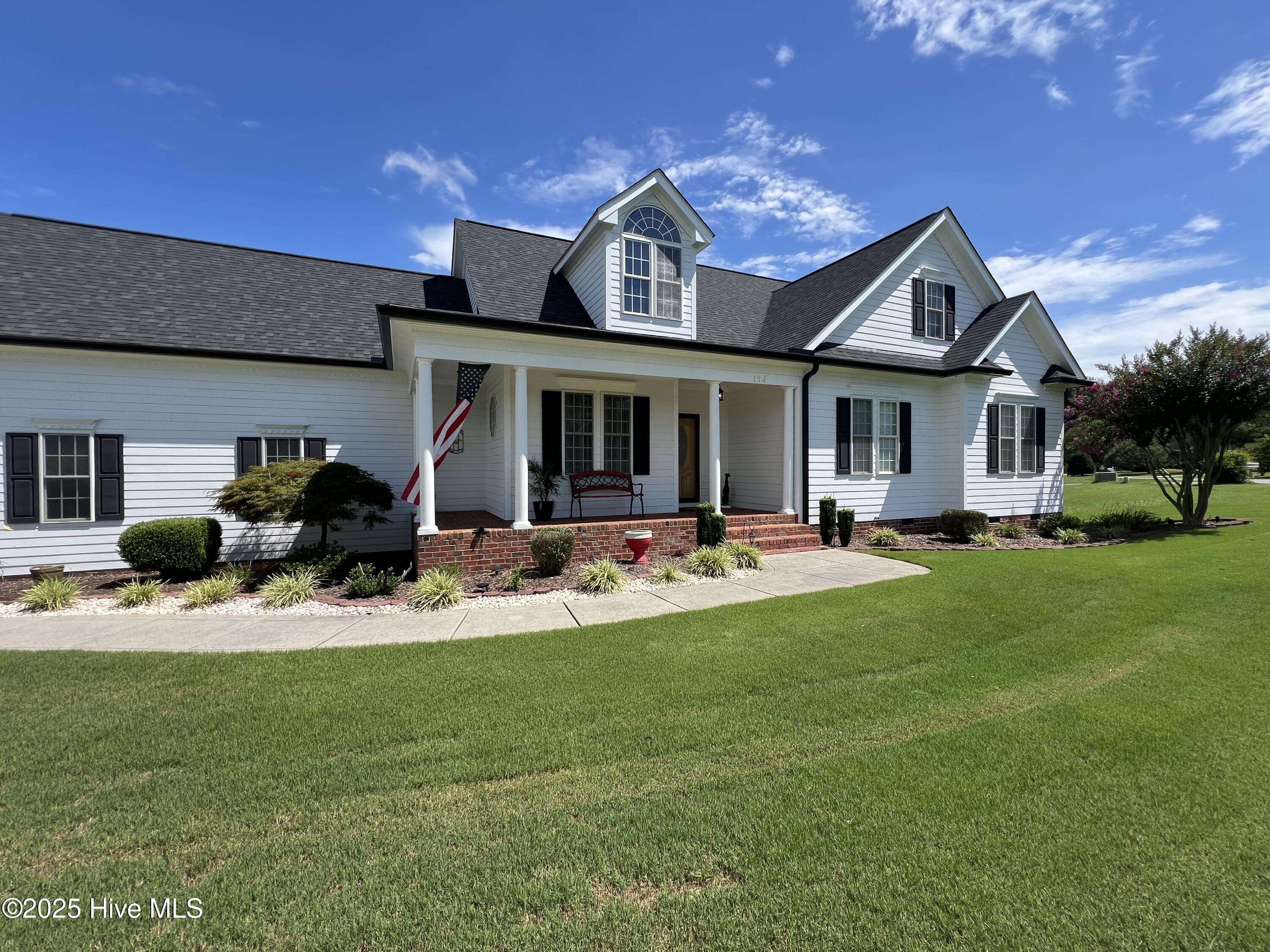164 Amsterdam DR, Archer Lodge, NC 27527
