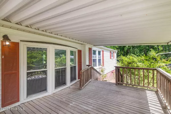 Maysville, NC 28555,136 Smedley LN