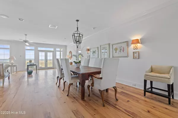 Holden Beach, NC 28462,1149 Ocean BLVD W