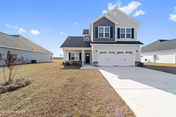 548 Appalachian TRL N, Jacksonville, NC 28546