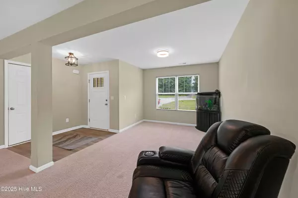 Washington, NC 27889,403 Crown DR