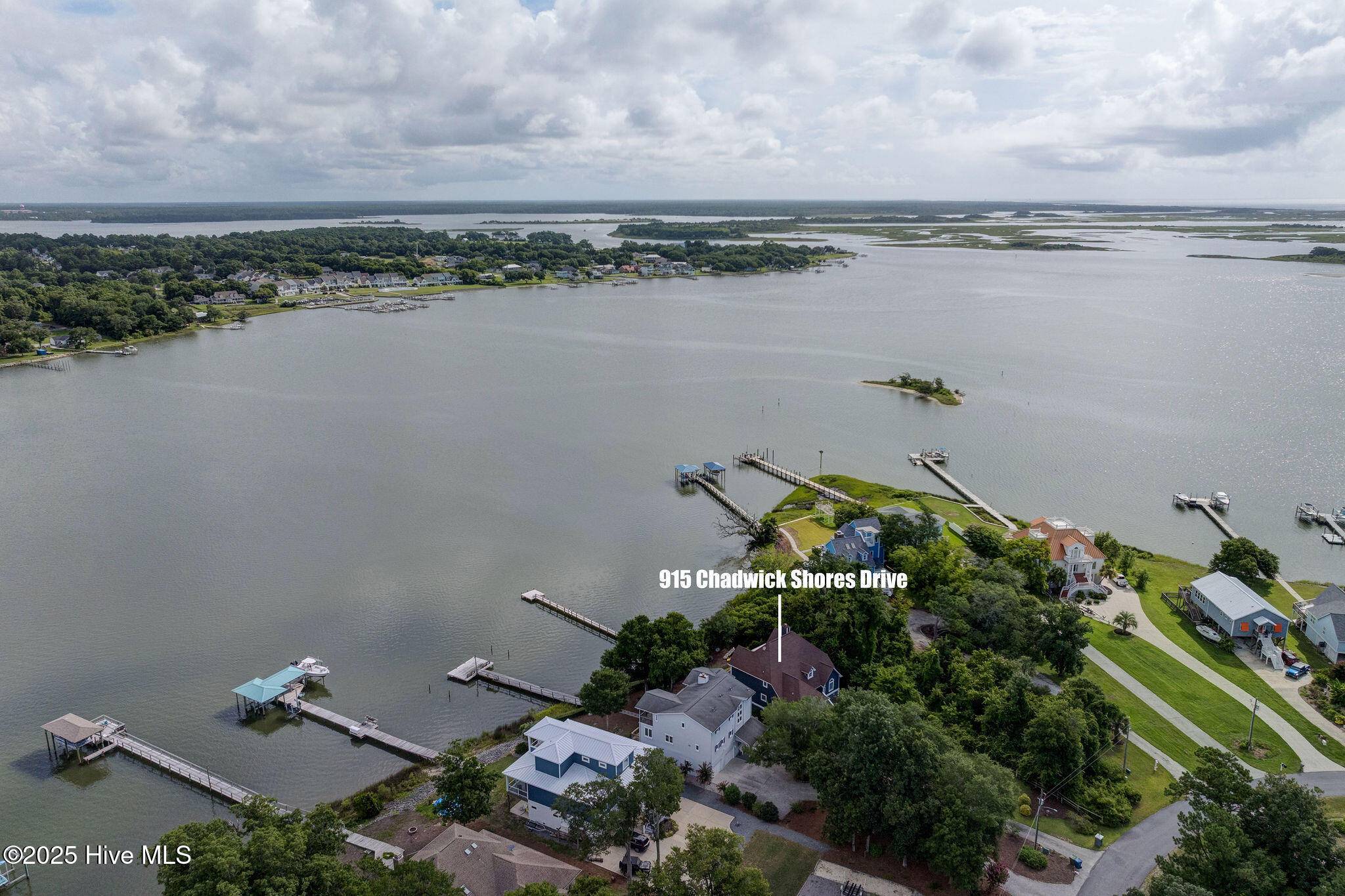 Sneads Ferry, NC 28460,915 Chadwick Shores DR